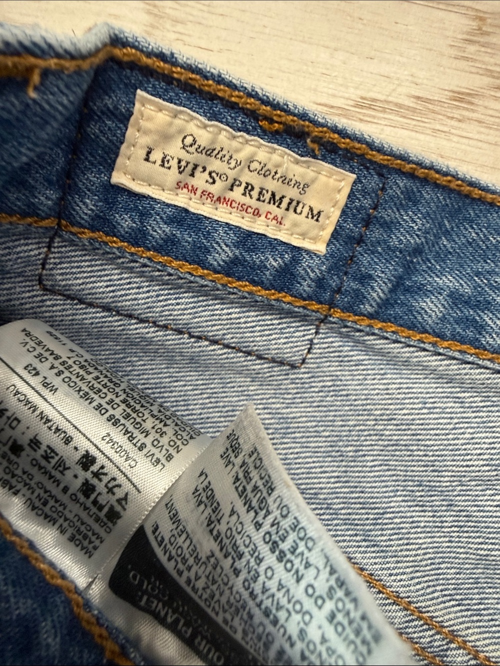 Levi's Premium 501 Denim Cut-Off‎ Short 100% Cotton Button Fly Size 28 - Picture 8 of 10